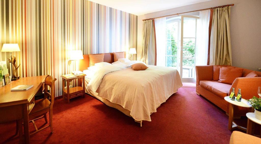 Romantik Hotel Jagdhaus Waldfrieden Bilsen Room photo