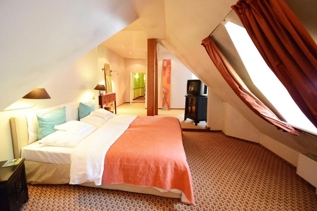 Romantik Hotel Jagdhaus Waldfrieden Bilsen Room photo