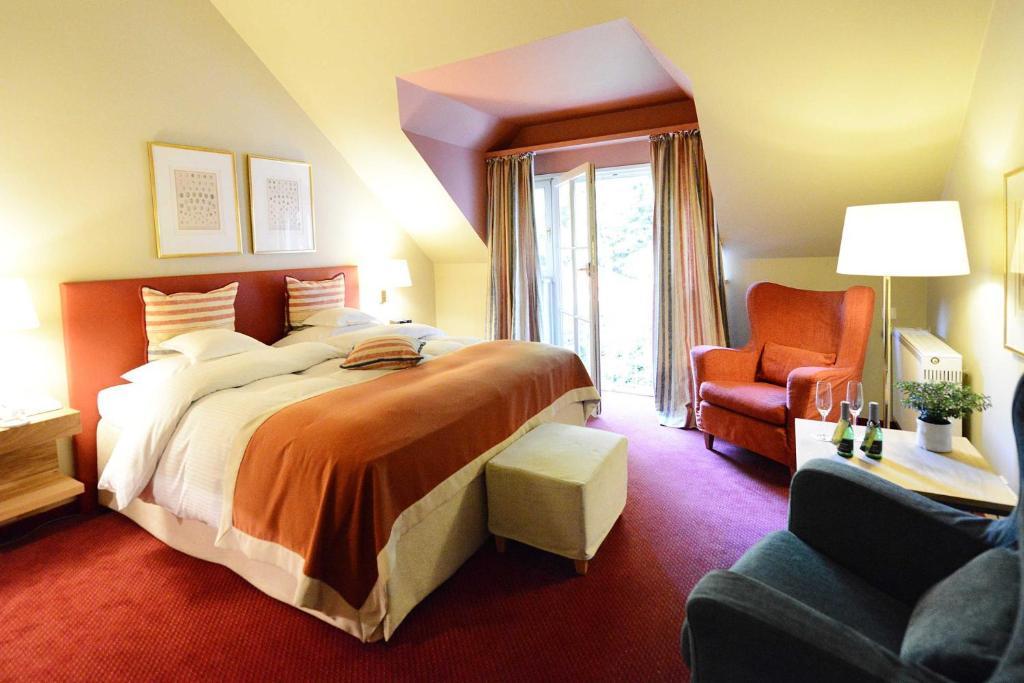 Romantik Hotel Jagdhaus Waldfrieden Bilsen Room photo